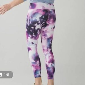 Lululemon Pink and Purple Wunder Under Leggings